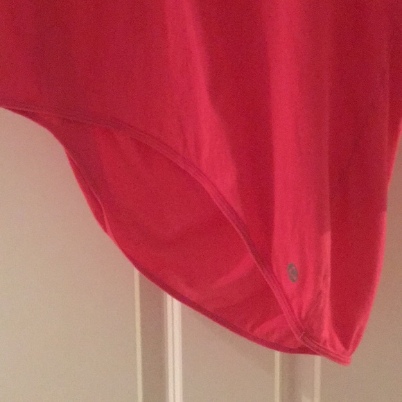 Tatika brand top. Open back. Canadian designer. Activewear. Drape back. - Picture 4 of 6